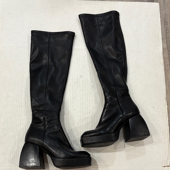 Jeffrey Campbell Daphne Second Skin Platform Boot in Black Size 8 - Picture 14 of 17